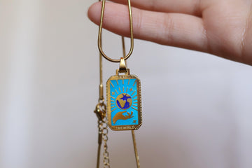 The World Dünya Tarot Kolye